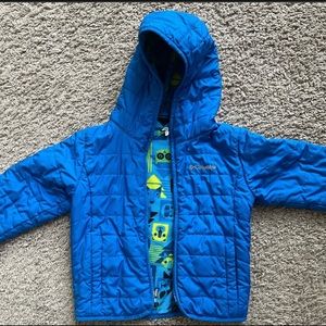 Boys Columbia reversible coat.  Fleece on the inside. Great condition.